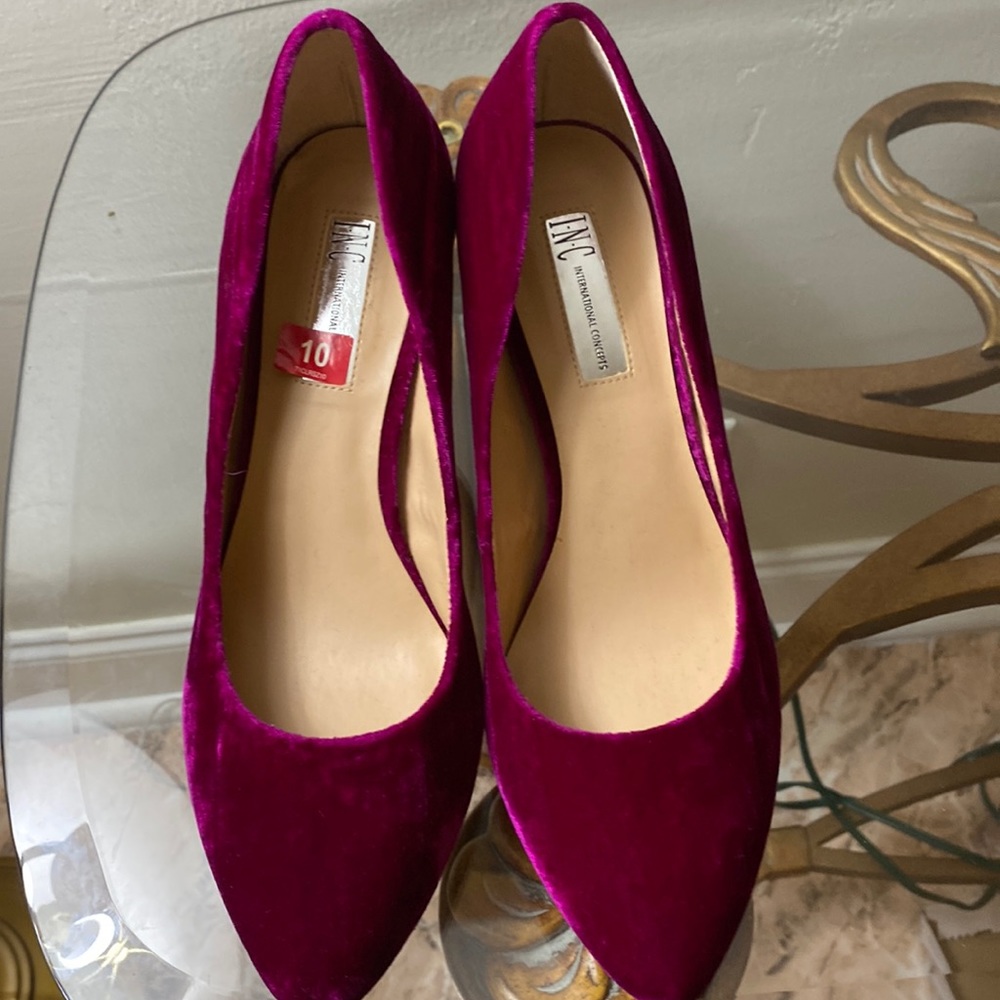 Ladies Spike Heel Shoes.